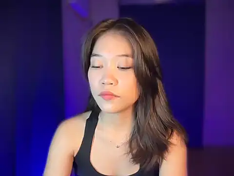 lovely amara19 online show from April 16, 9:32 am