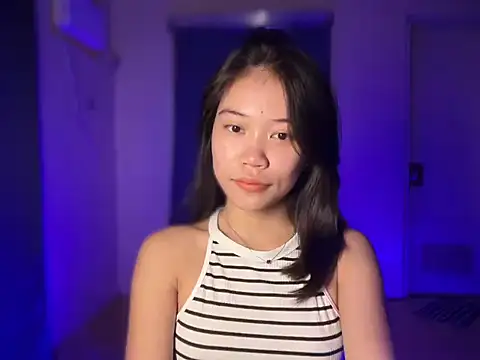 lovely amara19 online show from April 5, 6:42 am