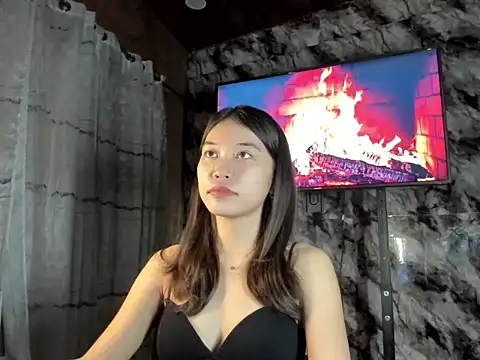 lovely amara19 online show from January 18, 10:18 am