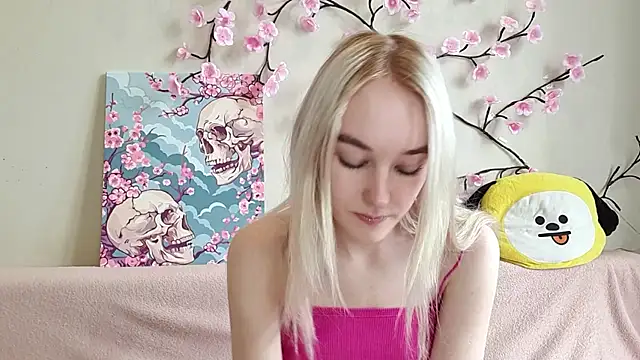 MisaMew online show from July 25, 3:07 pm