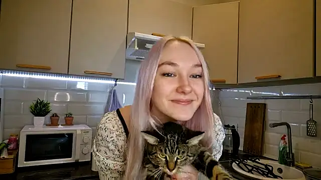 MisaMew online show from April 1, 12:17 pm