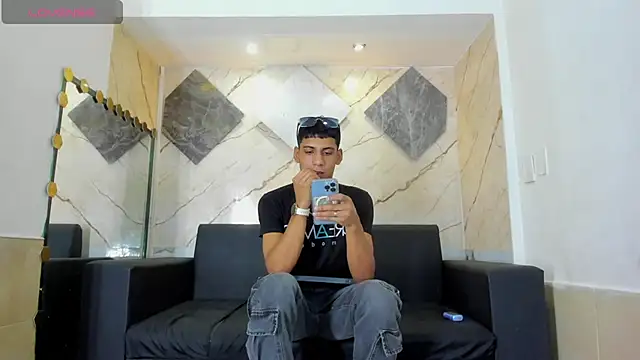 ALEX KEITH26 online show from March 19, 7:36 pm