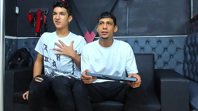 ALEX KEITH26 online show from April 13, 11:58 am