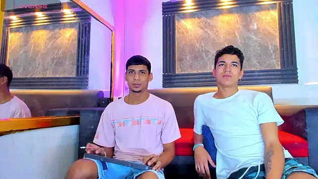 ALEX KEITH26 online show from April 15, 11:49 am