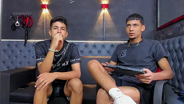 ALEX KEITH26 online show from April 5, 12:23 pm