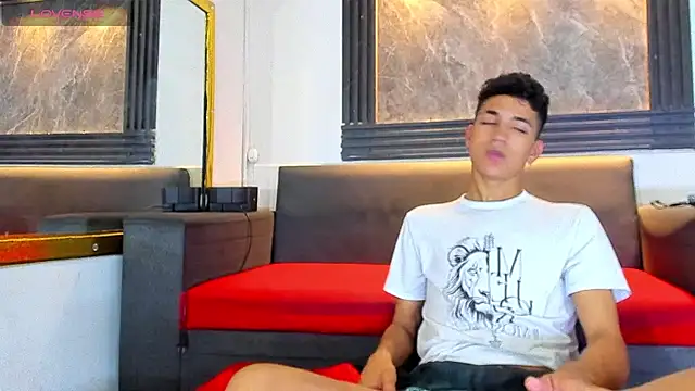 ALEX KEITH26 online show from March 28, 8:21 pm