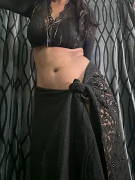 Sassyreyaaa online show from April 2, 7:09 pm