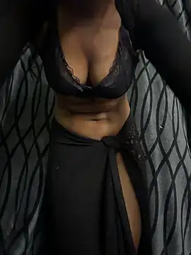 Sassyreyaaa online show from February 14, 7:14 pm