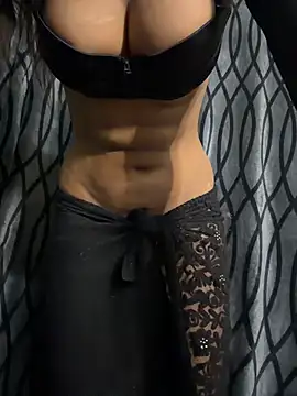 Sassyreyaaa online show from February 24, 7:37 pm