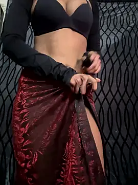 Sassyreyaaa online show from January 17, 7:17 pm