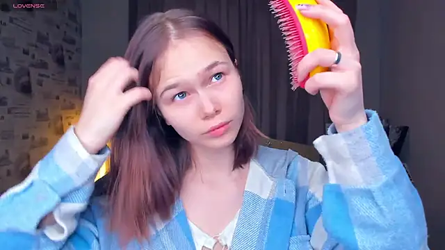 OwlLynn online show from February 2, 8:35 am