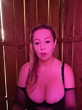 SofiaMilfx69 online show from June 1, 12:38 pm