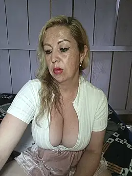 SofiaMilfx69 online show from April 16, 9:50 pm