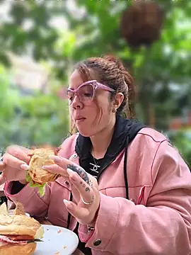 dani ferreer1 online show from March 17, 5:27 pm