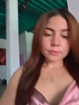 Snapshot of dani_ferreer1 chatting on May 15, 5:55 pm dani ferreer1 online show from May 15, 5:55 pm
