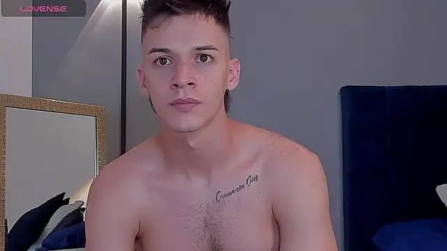 Snapshot of DrakeCarter chatting on February 13, 2:00 am DrakeCarter online show from February 13, 2:00 am