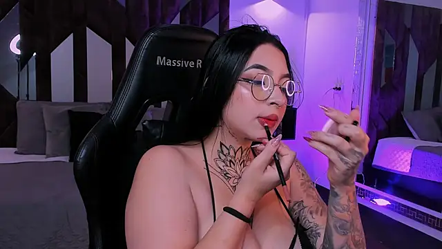 Mila laurent1 online show from February 23, 11:05 pm