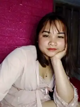 Lisakeem online show from February 7, 2:14 pm