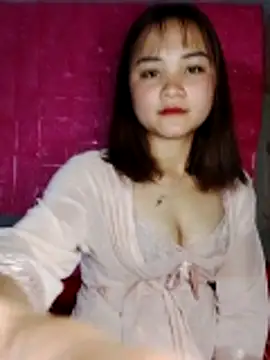 Lisakeem online show from February 7, 1:46 am