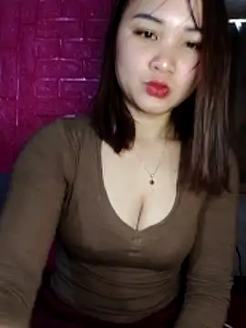 Lisakeem online show from February 15, 1:50 am