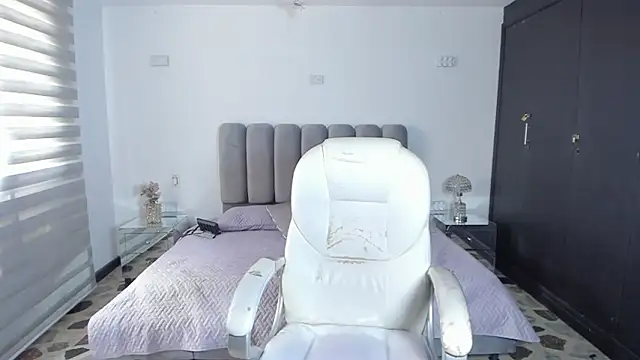 VictoriaRousse  online show from March 1, 5:24 pm