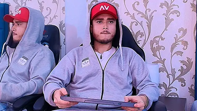 Snapshot of Salvattore_Muller chatting on February 7, 2:41 am Salvattore Muller online show from February 7, 2:41 am