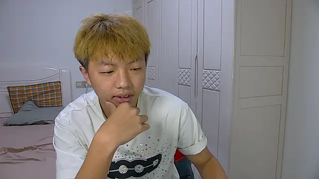 Chocolates-001 online show from March 15, 11:39 am