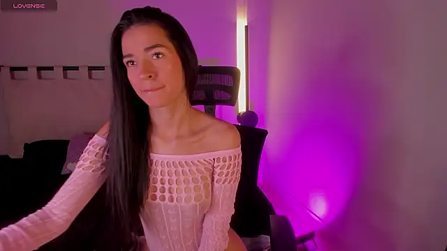 ella  olmos online show from March 11, 1:38 pm