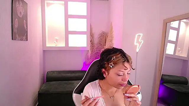 melodyy as online show from February 26, 12:27 pm