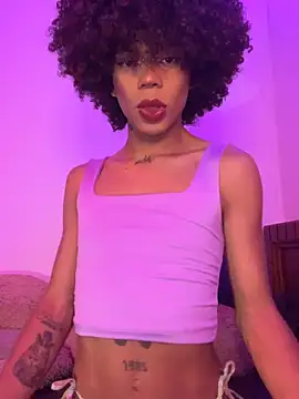 Snapshot of julietha_sexy chatting on March 3, 9:38 am julietha sexy online show from March 3, 9:38 am