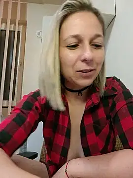AdaJoy online show from May 31, 11:16 pm