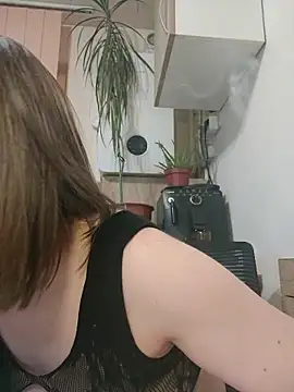 AdaJoy online show from April 7, 9:27 pm