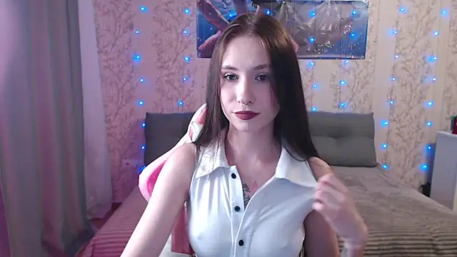 SnowWhite Lissa online show from July 2, 6:03 pm