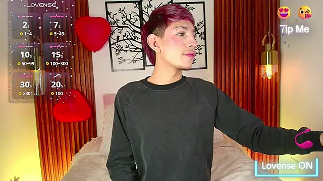 Taylor Snow online show from February 19, 8:39 pm