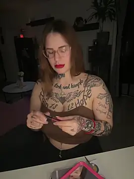 Snapshot of NyxTattoo chatting on February 26, 5:46 pm NyxTattoo online show from February 26, 5:46 pm