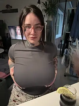 NyxTattoo online show from April 13, 6:01 pm