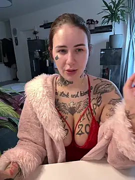 Snapshot of NyxTattoo chatting on February 9, 11:30 am NyxTattoo online show from February 9, 11:30 am