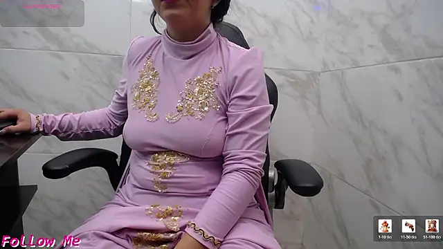 jasmine700141 online show from February 26, 7:14 pm