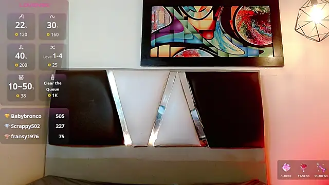 Snapshot of Lisa_sparkleee chatting on February 28, 3:22 pm Lisa sparkleee online show from February 28, 3:22 pm