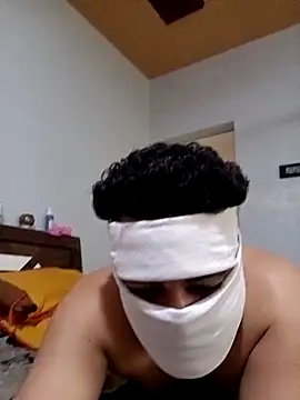 gujjuboysexy123 online show from May 31, 10:21 am