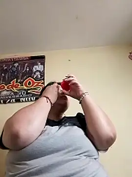 LauraHorny69 online show from April 6, 8:10 pm