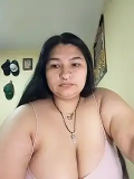 LauraHorny69 online show from April 20, 9:05 pm