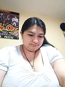 Snapshot of LauraHorny69 chatting on June 24, 7:22 pm LauraHorny69 online show from June 24, 7:22 pm