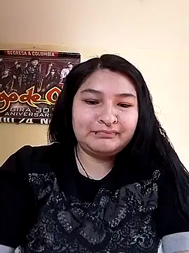 LauraHorny69 online show from April 14, 2:33 pm