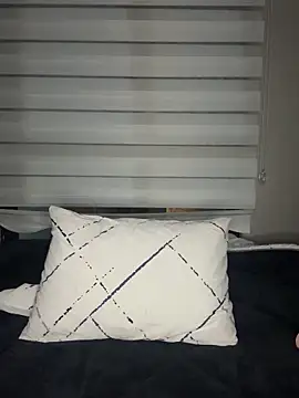 Snapshot of EvaLina111 chatting on February 14, 5:24 pm EvaLina111 online show from February 14, 5:24 pm