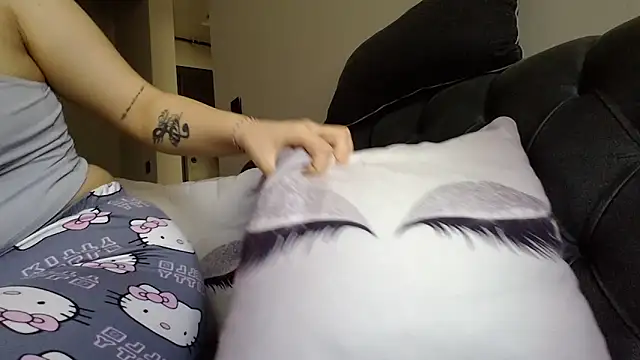 EvaLina111 online show from March 11, 9:47 am