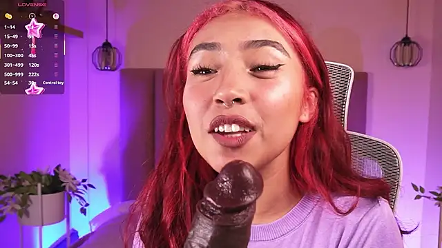 Dakota velvet  online show from March 6, 12:00 pm