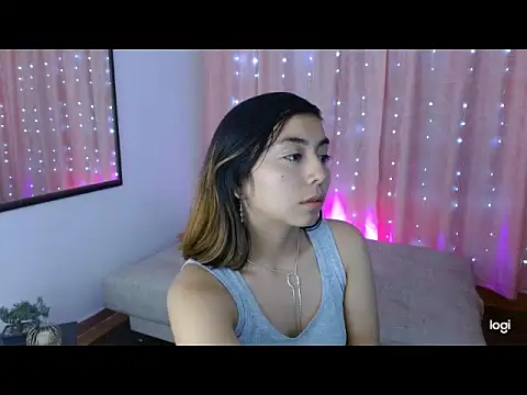 Angel127664 online show from January 13, 10:24 pm