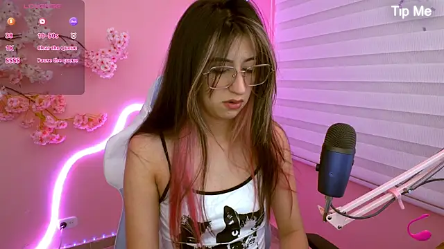 cutekore online show from March 19, 1:05 am