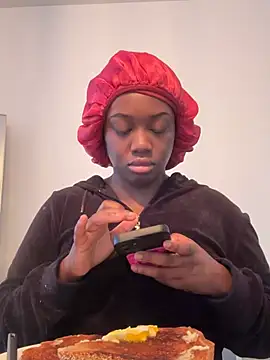 icelyne 2001 online show from February 24, 5:36 pm